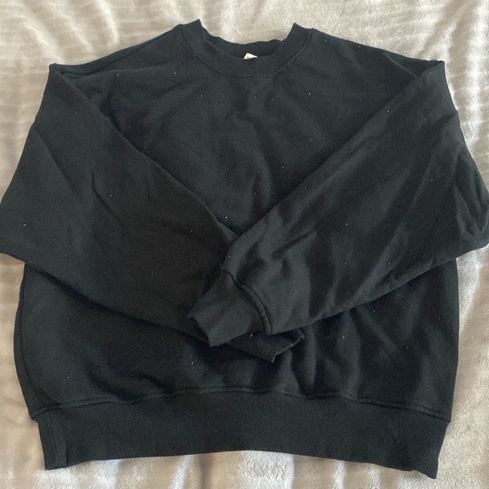 VS Black Jewel Crewneck
